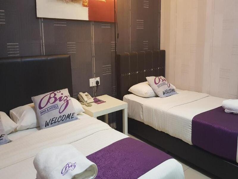 Biz Hotel Batu Pahat Exterior foto