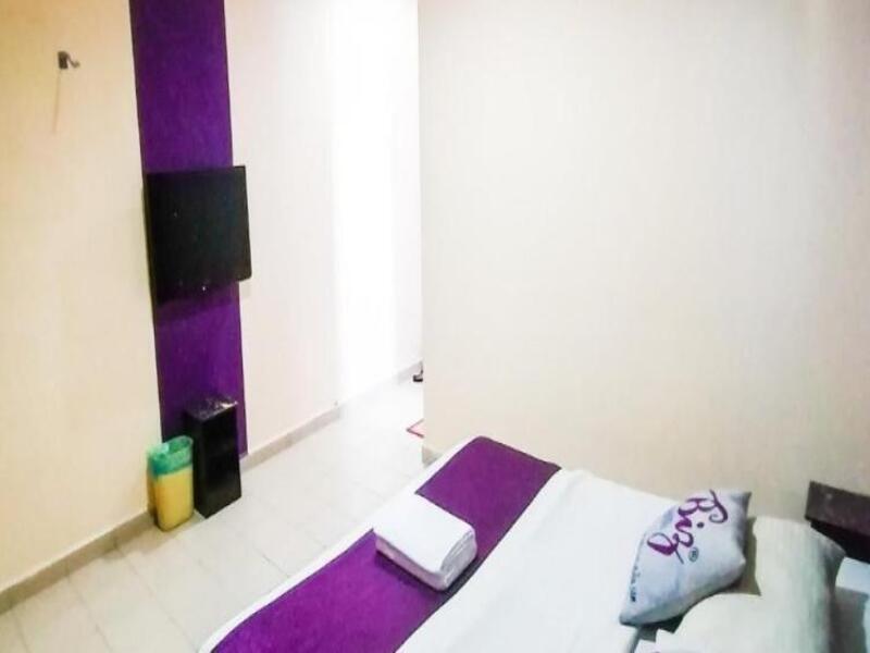 Biz Hotel Batu Pahat Exterior foto