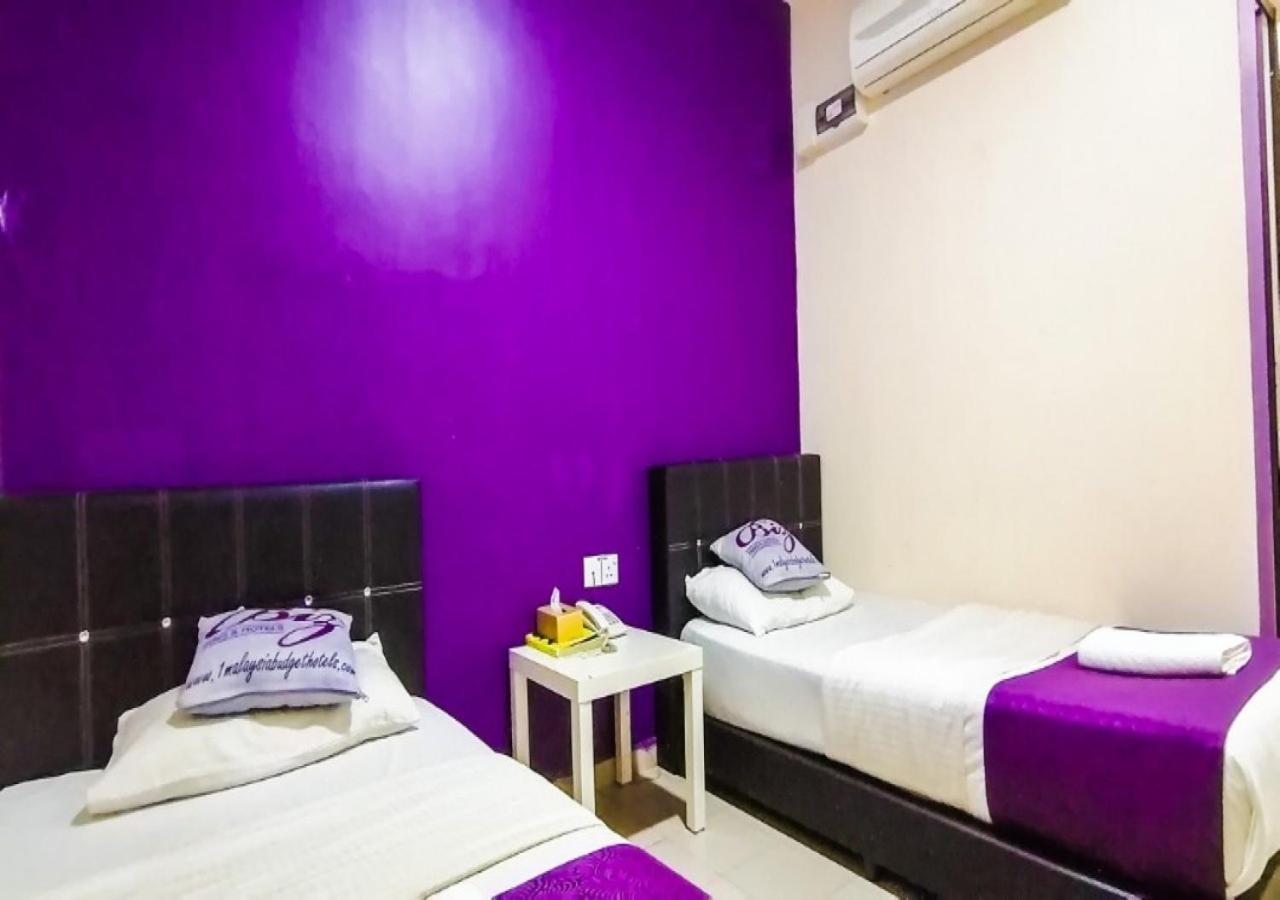 Biz Hotel Batu Pahat Exterior foto